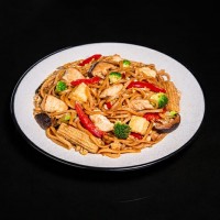 Паста Удон з куркою у вершковому соусі